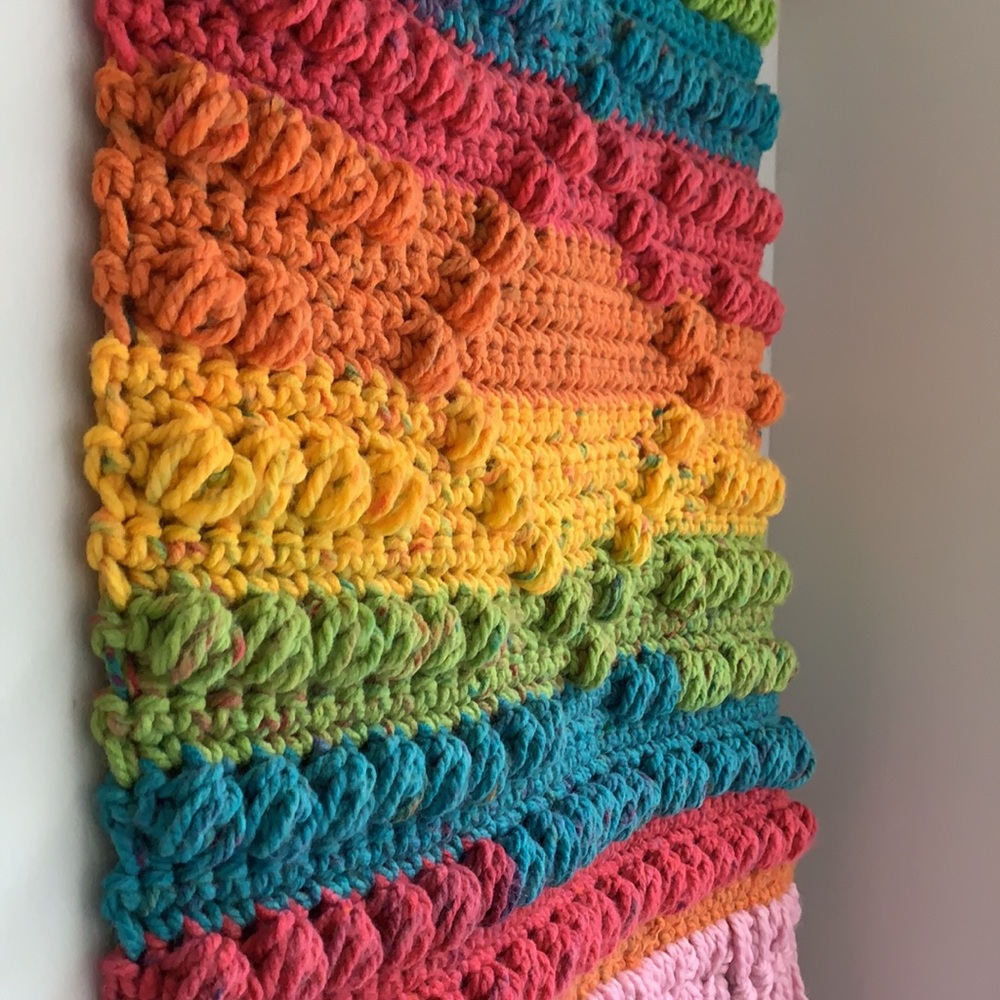 Rainbow wall hanging - Picture 6 of 6
